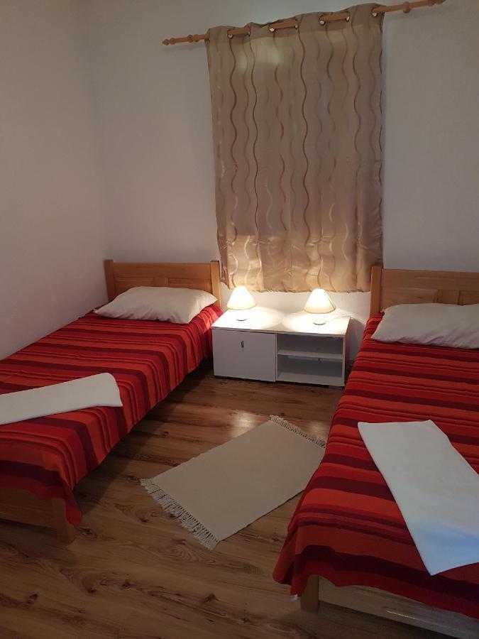 Family Friendly Seaside Apartments Kanica, Rogoznica - 12895 Eksteriør billede